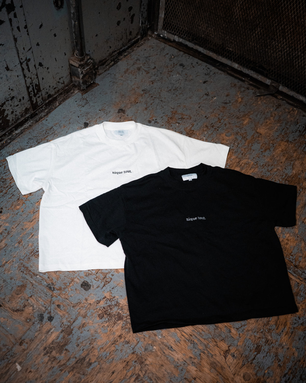 Essentiel Tee nique tout